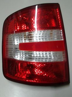 Svetlo Fabia combi zl od2004